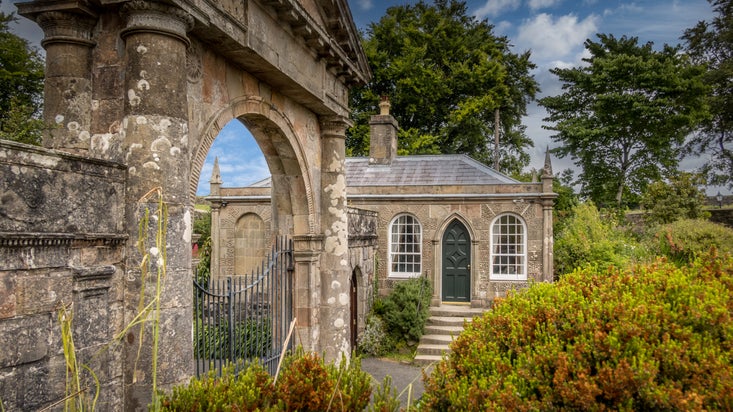 The exterior of Bishop's Gate Lodge, County Londonderry